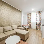 Exelent Modern In Blloku Center With Fast Wifi - Gold Apartamento Tirana