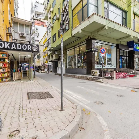Exelent Modern In Blloku Center With Fast Wifi - Gold Appartamento