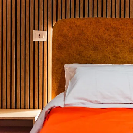 Exelent Modern In Blloku Center With Fast Wifi - Gold Daire