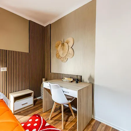 Exelent Modern In Blloku Center With Fast Wifi - Gold Appartamento Tirana