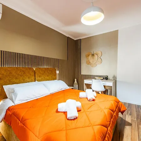 Appartamento Exelent Modern In Blloku Center With Fast Wifi - Gold Tirana