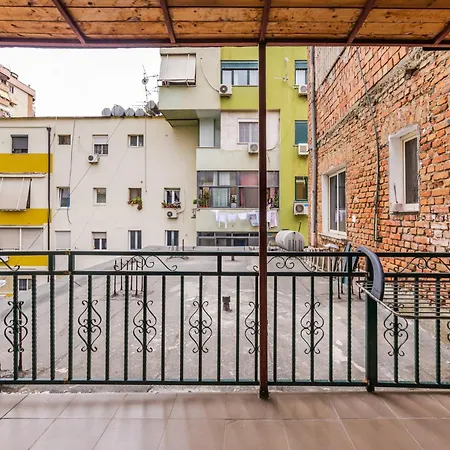 Exelent - Gold Blloku * Tirana