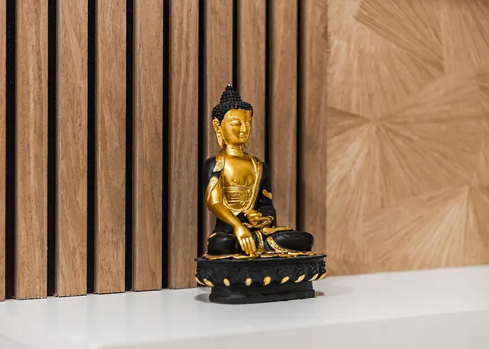 Exelent - Gold Blloku * Tirana