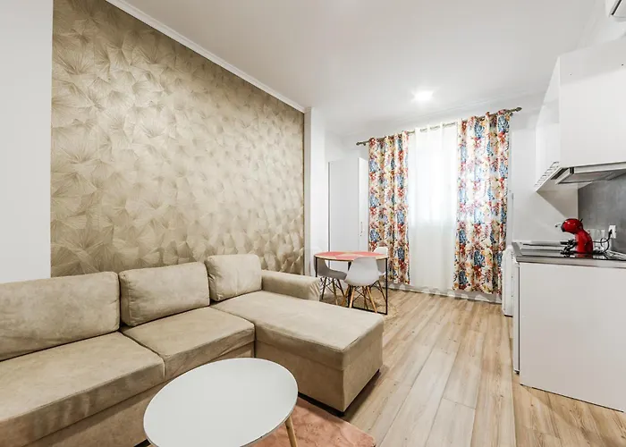 Exelent Modern In Blloku Center With Fast Wifi - Gold *